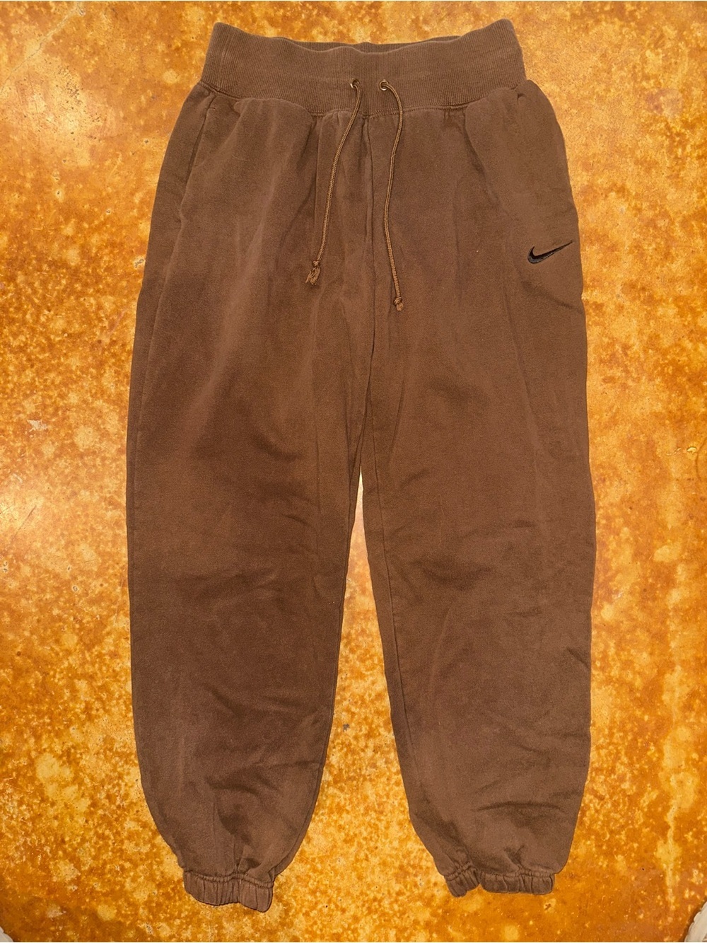 Nike Women’s Brown Drawstring Fleece Joggers